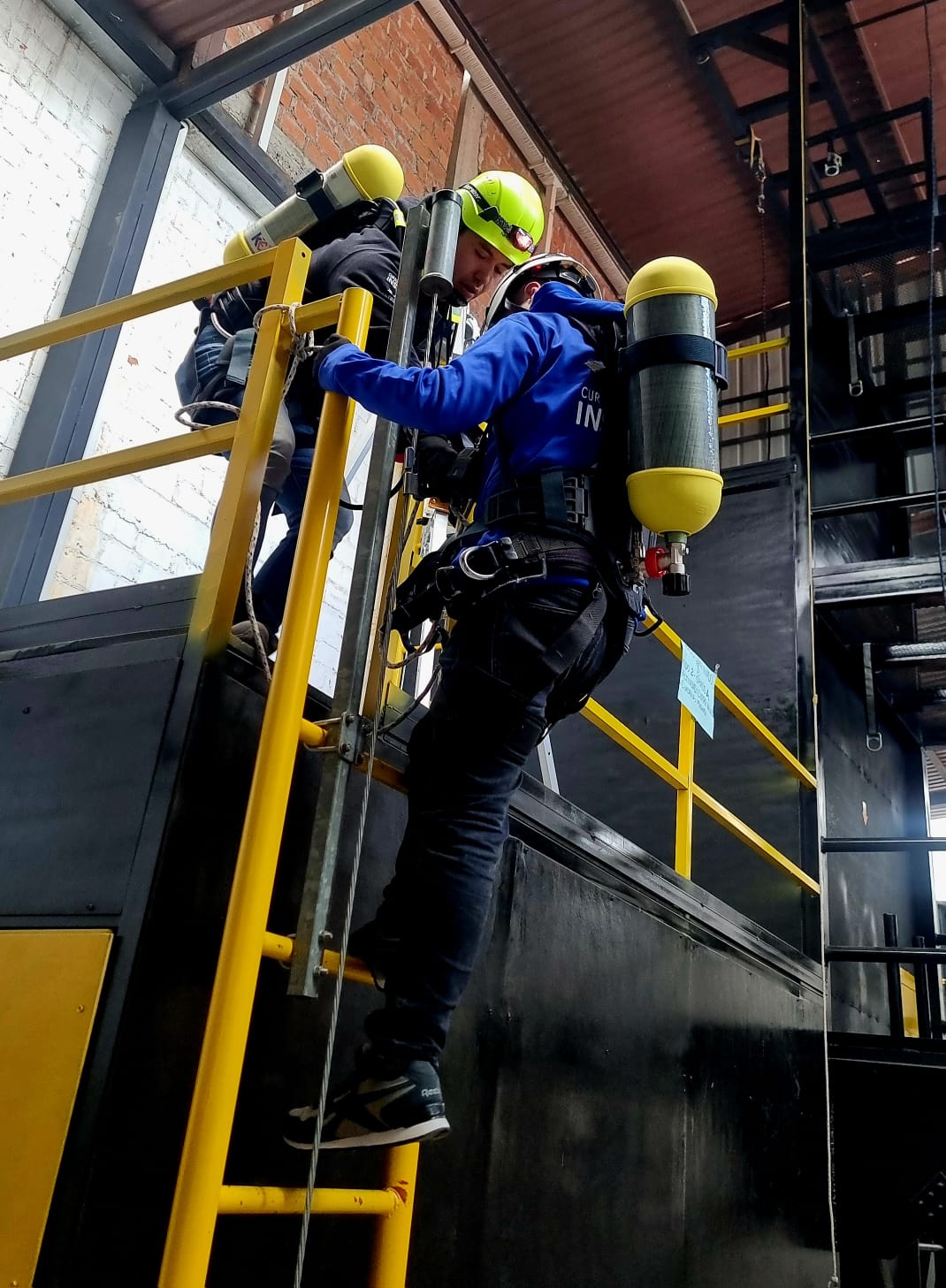 CURSO DE TRABAJADOR ENTRANTE EN ESPACIOS CONFINADOS